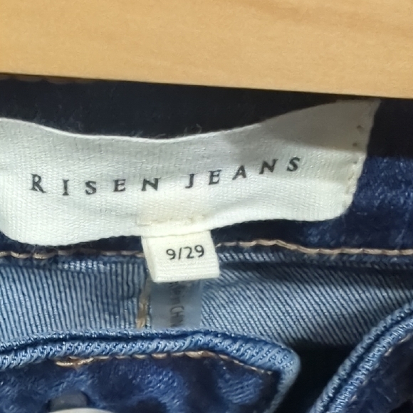 High Rise Blue Jeans - Picture 5 of 5